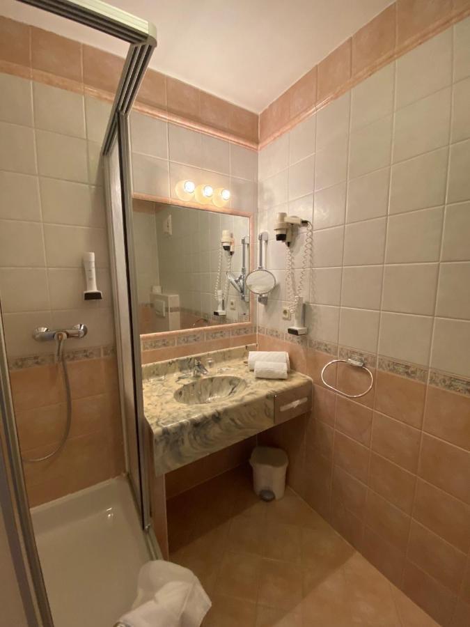 Hotel Dienstl Gut Launsdorf 외부 사진
